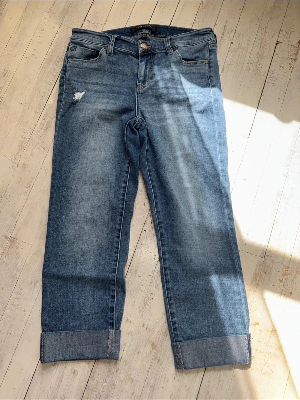 Liverpool Jeans Company Women's Skinny Jeans Capris in Faded Blue